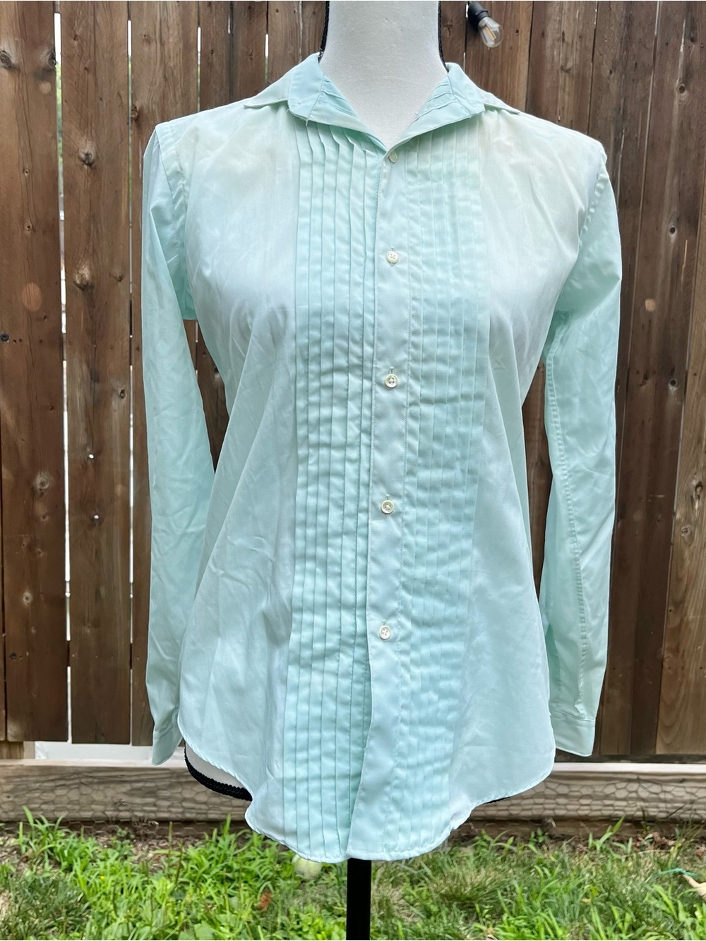 Vintage 70s/80s Kenneth Moore Collection Light sea foam green button down shirt